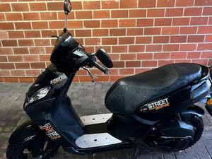 PEUGEOT STREETZONE/ROLLER- BAUJAHR 2020- EURO 4- TOP ZUSTAND