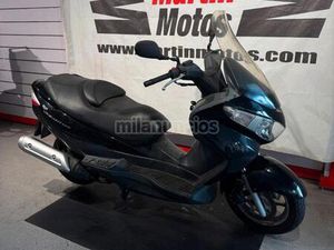 SUZUKI - BURGMAN 125