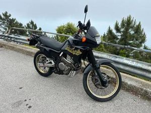 HONDA DOMINATOR 600 ASI