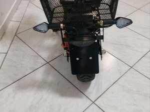 E-SCOOTER/ ROLEKTRO E-JOY 20