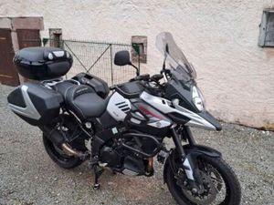 SUZUKI 1000 V-STROM