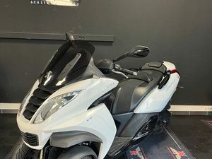 PEUGEOT METROPOLIS 400