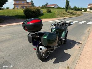 GTR 1400 EN TRÈS BON ÉTAT