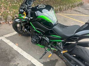 KAWASAKI Z900 SE