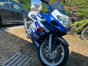 ?️ SUZUKI GSX-R 600 – 2002 – ÉTAT EXCEPTIONNEL ?️