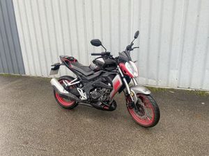 UM MOTORCYCLES X-STREET 125 / REVISEE / GARANTIE 2023 125 CM3 | MOTO ROADSTER | 3 300 KM | 69480 ANSE