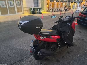 YAMAHA NMAX 125