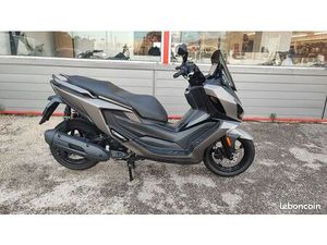 KYMCO DOWNTOWN GT 125 DU 01/2025 AVEC 3700KM