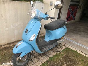 SCOOTER VESPA