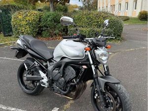 YAMAHA FZ6 S2