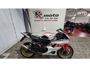 YAMAHA R7 60TH