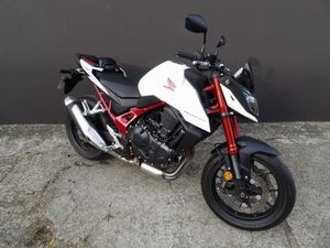 HONDA CB 750 HORNET 2023 750 CM3 | MOTO ROADSTER | 2 679 KM | BLANC | 94190 VILLENEUVE ST GEORGES