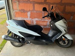 SCOOTER SUZUKI BURGMAN 125 CM3