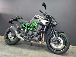 ② Z 900 2025 DISPONIBLE DIRECTEMENT EN STOCK ! ! !