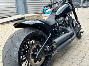 HARLEY-DAVIDSON DYNA FAT BOB