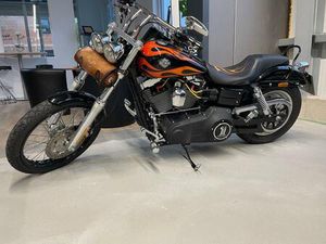 HARLEY-DAVIDSON FXDWG
