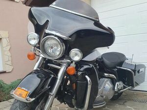 HARLEY-DAVIDSON FLHT ELECTRA GLIDE STANDARD