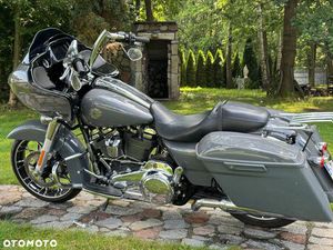 HARLEY-DAVIDSON TOURING ROAD GLIDE
