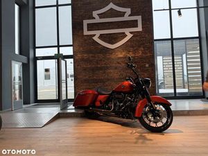 HARLEY-DAVIDSON TOURING ROAD KING