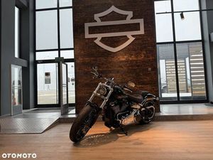 HARLEY-DAVIDSON SOFTAIL BREAKOUT