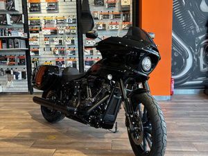 HARLEY-DAVIDSON SOFTAIL LOW RIDER