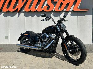 HARLEY-DAVIDSON SOFTAIL STREET BOB