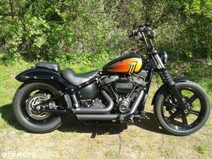 HARLEY-DAVIDSON SOFTAIL STREET BOB