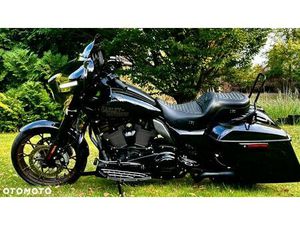 HARLEY-DAVIDSON TOURING STREET GLIDE