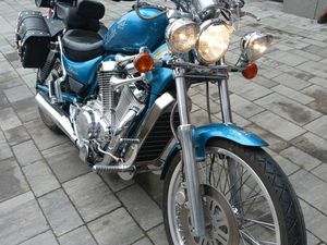SUZUKI INTRUDER