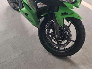 KAWASAKI NINJA 400 TÜV 07/2027