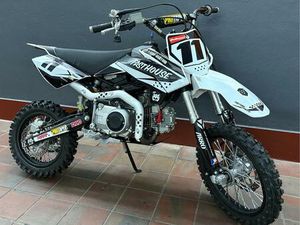 YCF 125 START PITBIKE, E-START, AUTOMATIK 4 GANG