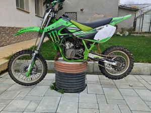 KAWASAKI KX 65 →