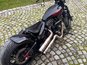 EINZELSTÜCK! HARLEY SOFTAIL BOBBER – BLICKFANG & GÄNSEHAUT-GARANT