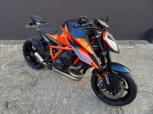KTM 1290 SUPER DUKE R