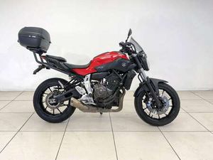 YAMAHA MT-07 ROSSO