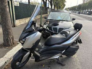 YAMAHA X-MAX 300 ABS