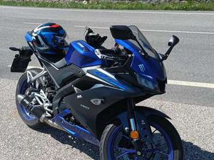 YAMAHA YZF-R125 BLU/AZZURRO