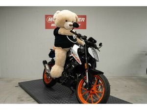 KTM 125 DUKE, NAKED, MODÈLE DÉMO, CHF 4'300.-