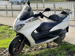 МОТОР YAMAHA MAJESTY 400 ГР. ВАРНА МЛАДОСТ 1