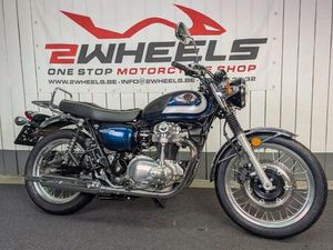 ② KAWASAKI W800