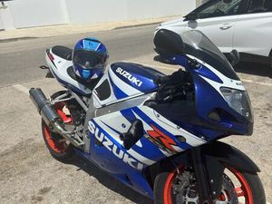 SUZUKI GSXR 600 K2, ACEITO TROCAS LAGOS