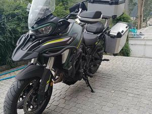 MOTA BENNELI TRK 702 - IMPECÁVEL, COM MALAS E MALA TRASEIRA MAIOR LUSTOSA E BARROSAS (SANTO ESTÊVÃO)