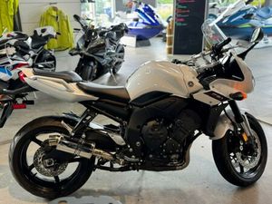 2014 YAMAHA FZ 1