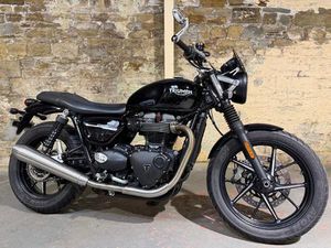 TRIUMPH STREET TWIN 900 EURO 4 900 CC