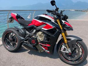 DUCATI STREETFIGHTER V4 S