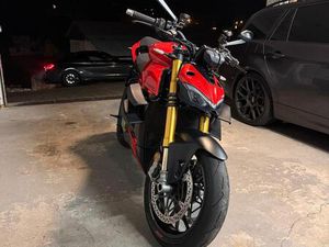 DUCATI STREETFIGHTER V4S