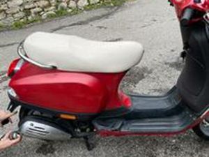 VESPA ET4 ANNO 2008