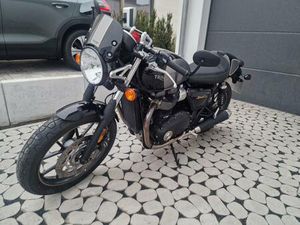 TRIUMPH STREET CUP (CAFÈ RACER, WIE STREET TWIN)