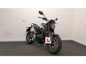 HONDA CB125R ** ABS - FULL HISTORY - 2075 MILES **