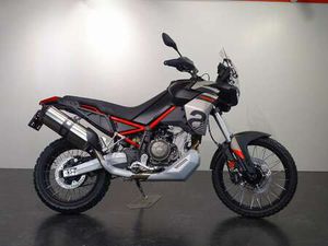 APRILIA TUAREG 660 ZWART